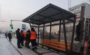 В Новокузнецке приступили к замене трамвайных павильонов на современные