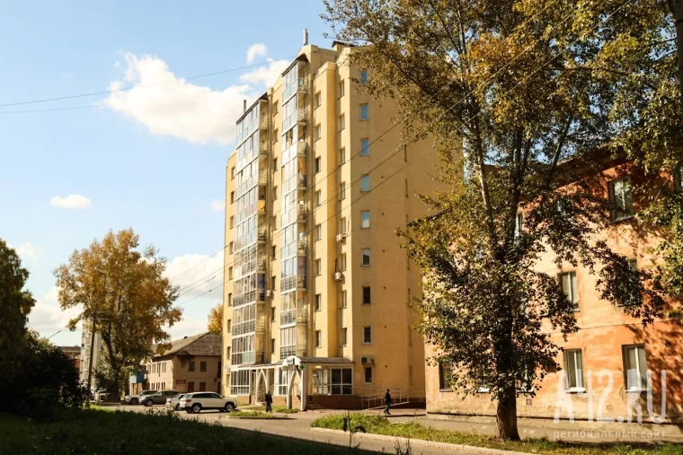 Фото: То ли ремонтировать, то ли демонтировать: почему в Кемерове исчезают детские площадки и кто должен их восстанавливать 5