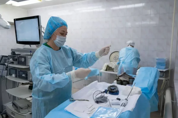 Кузбасские врачи помогли победить рак четвёртой стадии 77-летней пациентке