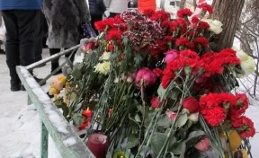 В Магнитогорске начали прощаться с погибшими при обрушении подъезда жилого дома
