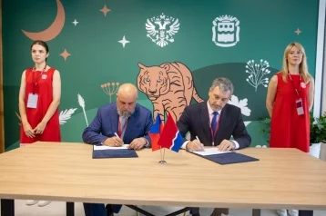 Фото: Губернатор Кузбасса подписал новый документ о сотрудничестве с Амурской областью 1