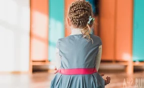 В Воронеже пятилетняя девочка нашла на территории детсада гранату