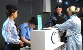 Новые рейды: в Кемерове приставы проверили более 500 пассажиров аэропорта