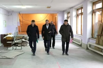 Фото: «Всё будем менять»: мэр Кемерова рассказал о работах по капремонту школы №5 1