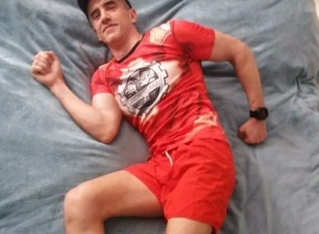 Фото: Житель Приморья пробежал 100 километров вокруг кровати во время самоизоляции 1