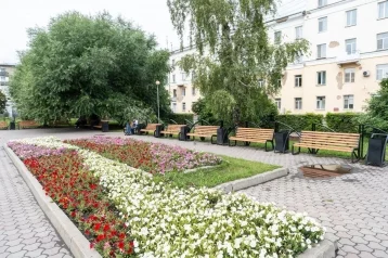 Фото: В Кемерове завершился первый этап ремонта сквера в Кировском районе 1