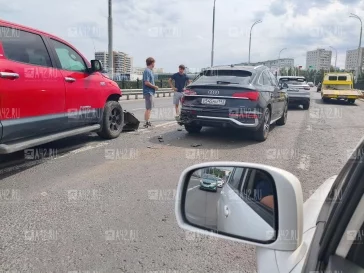 Фото: В Кемерове ДТП собрало пробку на Университетском мосту 2