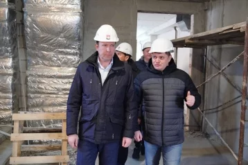 Фото: Дмитрий Анисимов проверил ход строительства кемеровского лицея 1