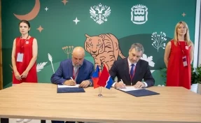 Губернатор Кузбасса подписал новый документ о сотрудничестве с Амурской областью