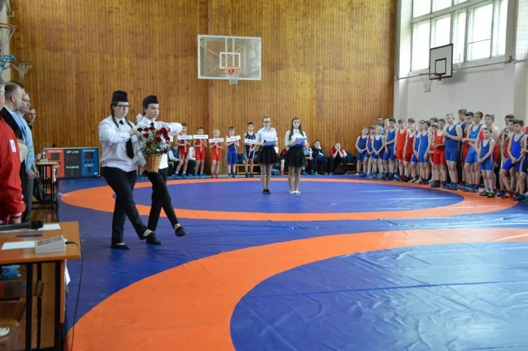Фото: В Кемерове состоялся открытый турнир по вольной борьбе 2
