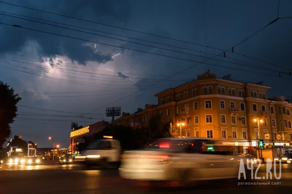 Похолодание с дождями, грозами и ветром пообещали синоптики на 10 мая в Кузбассе