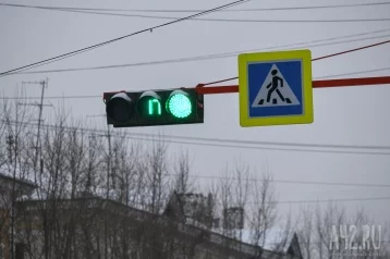 Фото: В Кемерове на 7 часов отключат светофоры на перекрёстке Химиков — Строителей 1