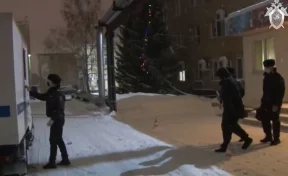 СК Кузбасса опубликовал видео задержания владельца пансионата, в котором на пожаре погибли люди