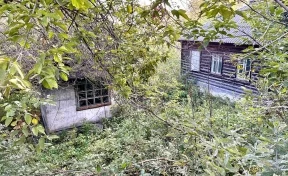В кузбасском городе за год снесут 228 домов, училище и школу