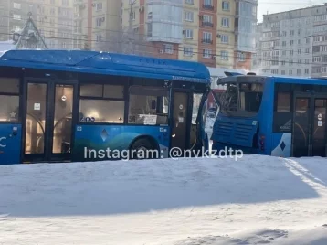Фото: В Кузбассе последствия ДТП с двумя автобусами сняли на видео 1