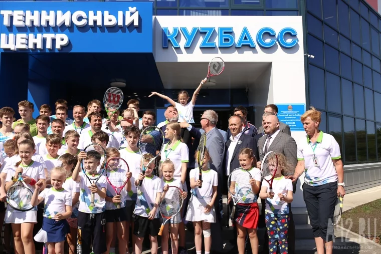 Фото: «Настоящий спортивный комплекс»: в Кемерове торжественно открыли теннисный центр «КуZбасс» 5