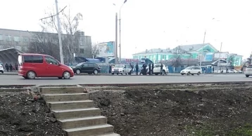 Фото: Около вокзала в Кемерове сбили мотоциклиста 1