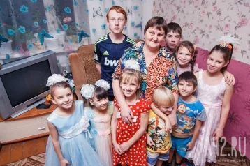 Фото: В Кемерове открылась школа приёмных родителей 1
