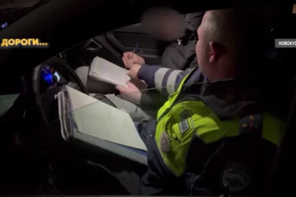 В Новокузнецке задержали нетрезвого 16-летнего подростка за рулём автомобиля