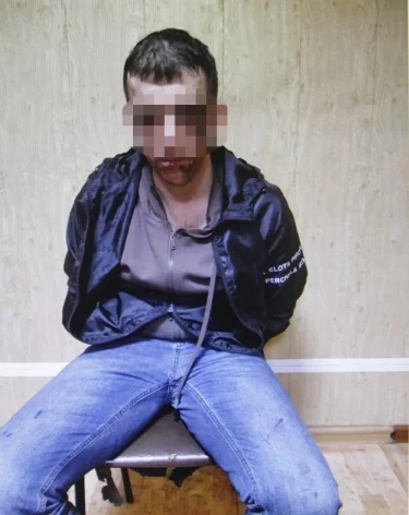 В Росгвардии рассказали, как обезвредили мужчину с ножом после убийства девушки в кафе Новокузнецка