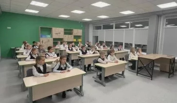 Фото: В Кузбассе после капремонта открылась школа имени космонавта Гребёнкина 4