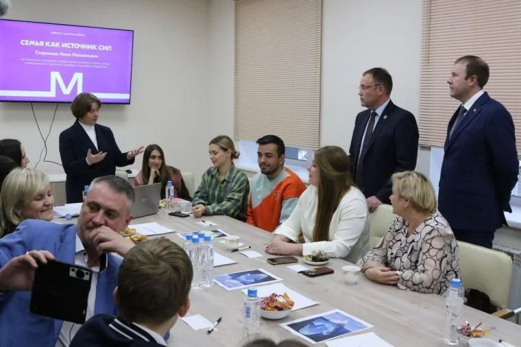 Фото: В центре Кемерова открыли новое арт-пространство для молодёжи 7