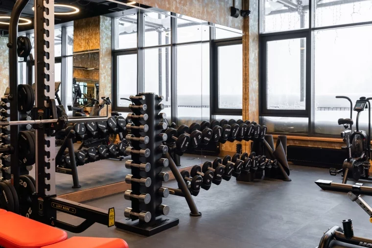 Фото: Горы, «пухляк» и отдых вне склонов: зачем ехать в Шерегеш зимой и летом 10