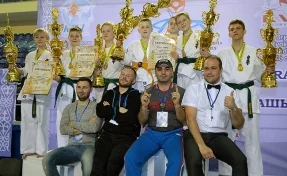 Юные кузбассовцы завоевали 12 золотых медалей чемпионата по карате кекусинкай
