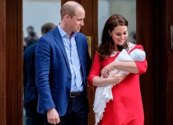 Фото: Принц Уильям и Кейт Миддлтон выбрали имя для сына 1