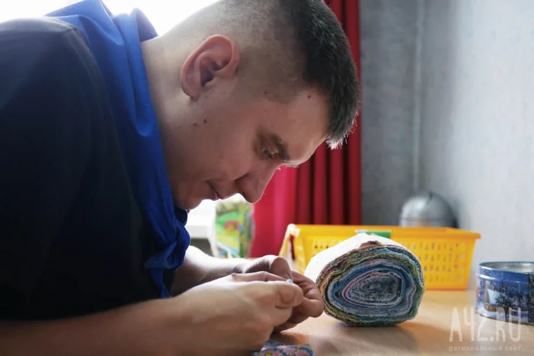 Фото: Сохранить любовь, не свалившись в безумие. Как в Кемерове реабилитируют детей с аутизмом и какие ловушки ждут родителей на этом пути 23