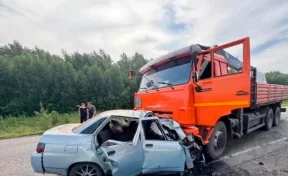 В Кузбассе вынесли приговор водителю грузовика за ДТП с 4 погибшими