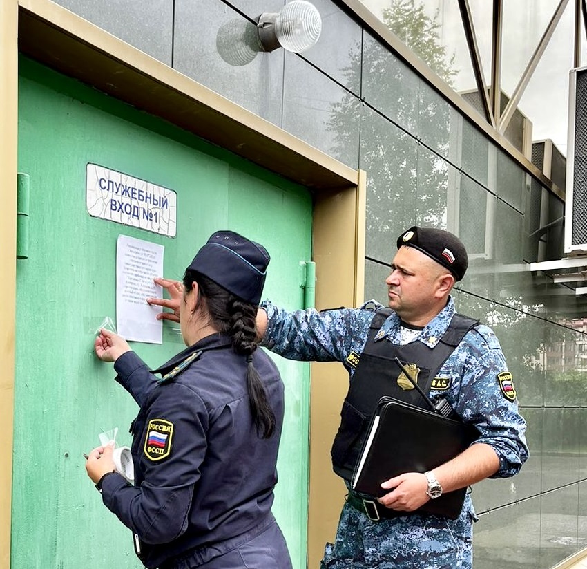 «Опечатаны бутики»: приставы рассказали о закрытии ТРК «Променад-2» в Кемерове