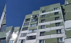 В Петербурге монтажник-герой спас шестилетнюю девочку от падения с девятого этажа