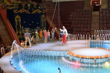 Фото: В кемеровском цирке артисты провели открытый урок для детей 3