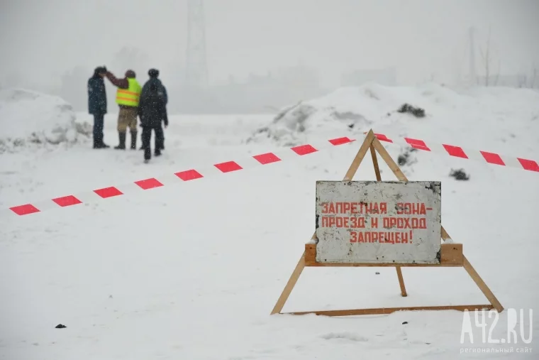 Фото: Взрывоопасная Томь: как на реке взрывали лёд 11