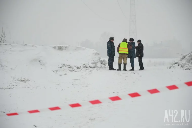 Фото: Взрывоопасная Томь: как на реке взрывали лёд 12