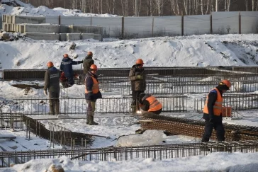 Фото: Мэр Белова проверил ход строительства автовокзала 3
