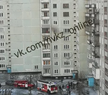 Фото: Стало известно о состоянии мальчика, прыгнувшего с шестого этажа во время пожара в Новокузнецке 1