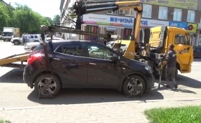 В Кемерове эвакуировали 38 автомобилей-нарушителей