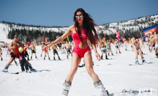 «Купальник Бората под запретом»: организаторы «Грелки» рассказали, кого не пустят на фестиваль в Шерегеше