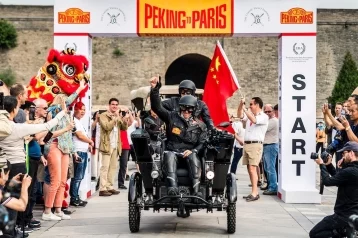 Фото: Ралли «Пекин — Париж»: ретро-автомобили со всего мира проедут через Кузбасс 1
