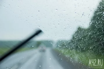 Фото: Кузбасских водителей предупреждают о сильных дождях и грозах 1