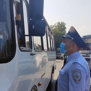 Фото: В Кемерове проверили соблюдение мер почти в 5 000 торговых объектов и 10 000 единиц транспорта 1
