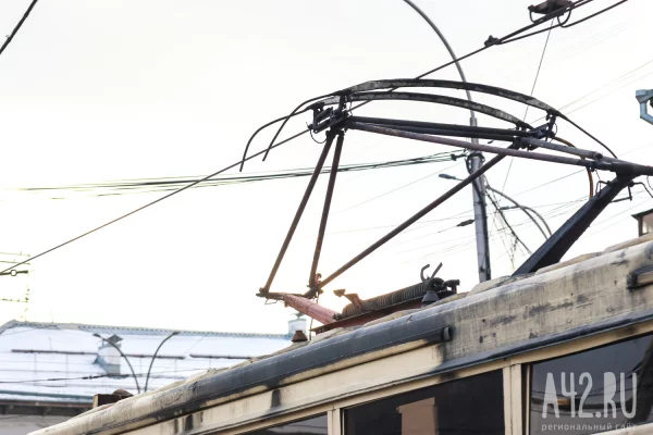 В Осинниках на ходу задымился трамвай