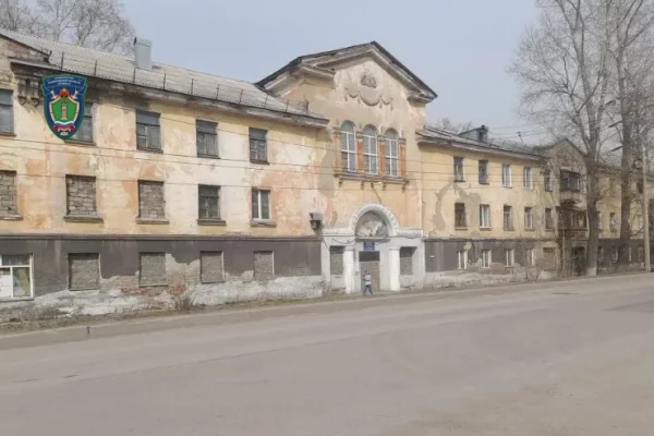 В Новокузнецке суд обязал городские власти ускорить расселение аварийного дома