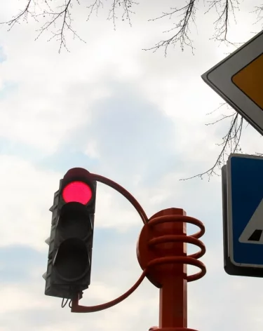 В Кемерове временно отключат светофоры на участке Октябрьского проспекта
