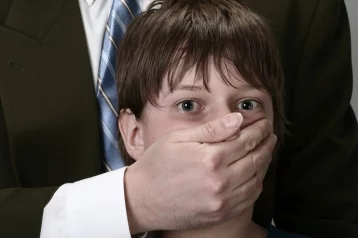 Фото: Бельгийский чиновник осуждён за педофилию: он также давал собственного сына другим педофилам 1