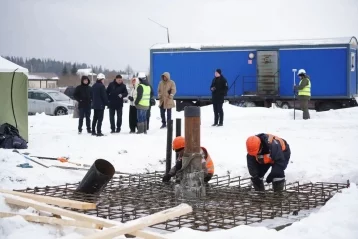 Фото: Глава Кемеровского округа пообещал решить проблемы с водой в деревне Осиновка 1