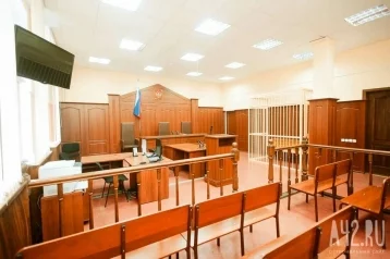 Фото: Суд изъял у экс-полковника МВД Захарченко и его родственников ещё 50 млн рублей 1