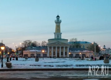 Фото: Жители Костромы из-за аварии остались без холодной и горячей воды, света и тепла 1